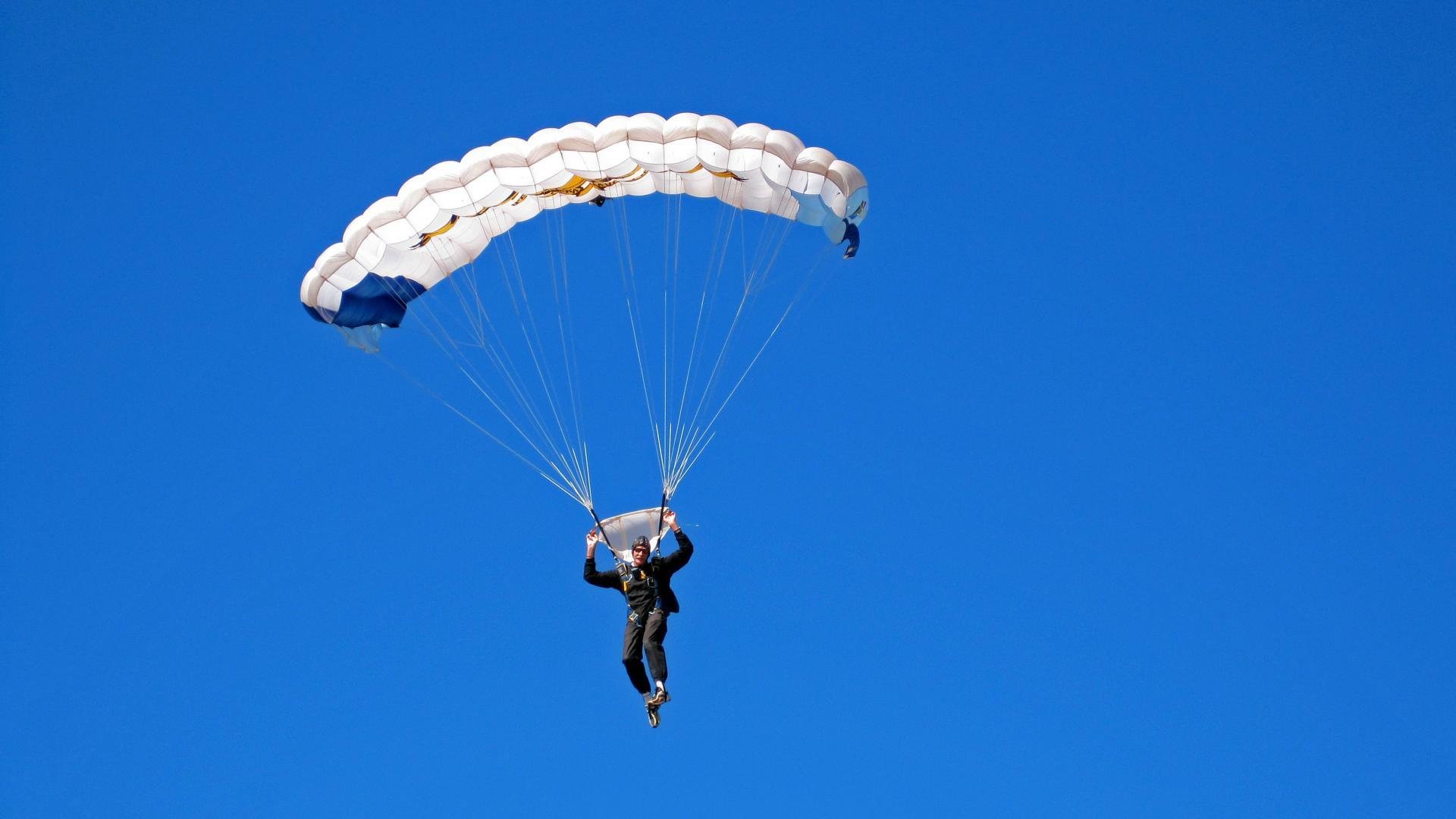 球员合同谈判顺利完成