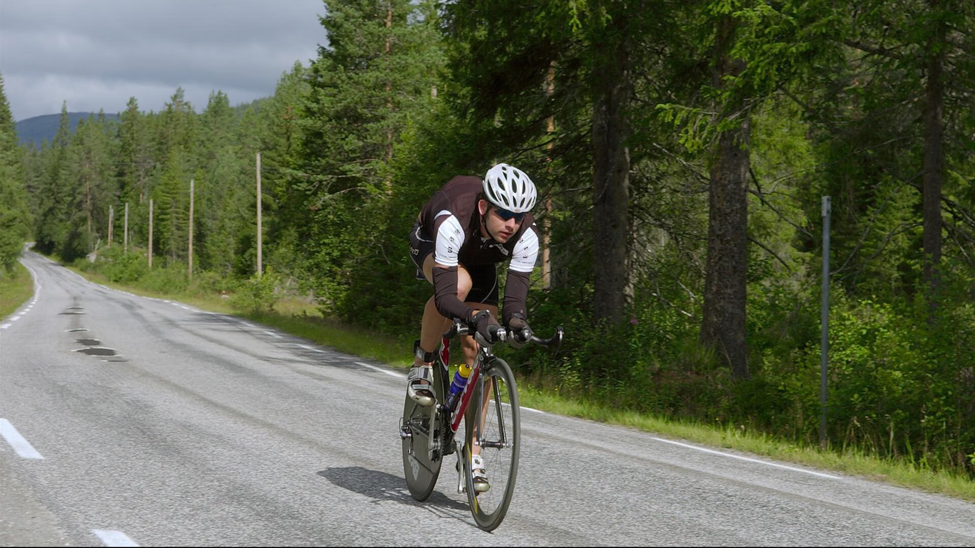 综合体育系“多年级混合编队联谊赛” 大四与大一共同组成战队